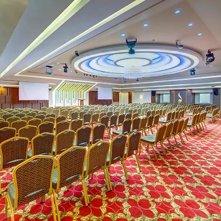 Bera Hotel 4*